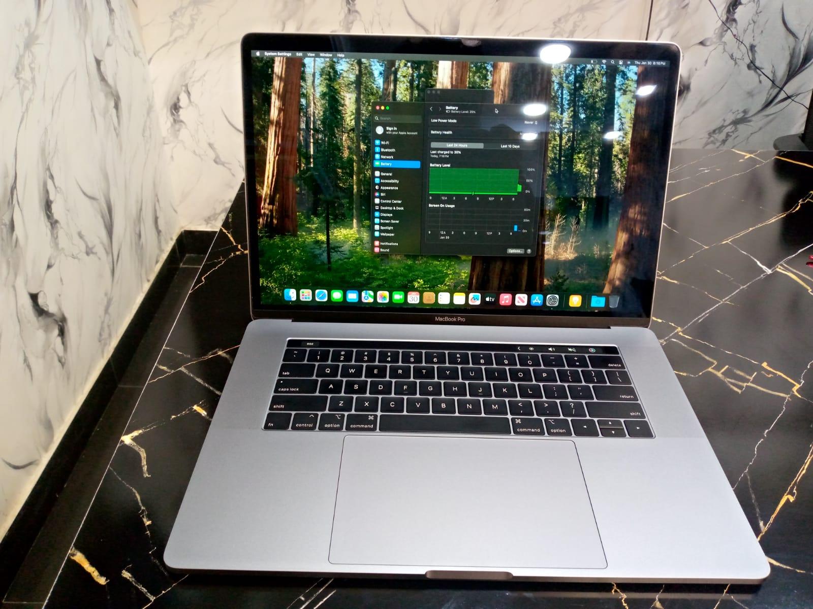 APPLE MACBOOK PRO A1990	| Core i7-8850H | 16GB | 500GB SSD